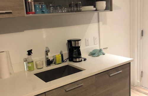 Edgewater Condo | LUXURY furnished 1bd/1.5 ba condo w.Tennis Court, Gym, Doorman, Miami Edgewater