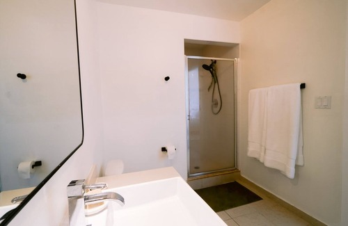 Midtown Condo | Luxury Furnished 2-Bedroom Condo; Rooftop Pool Deck, Wynwood + Design District
