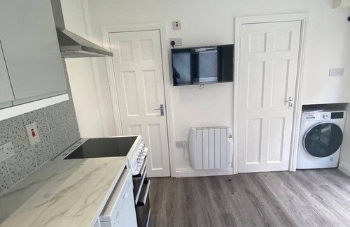 Rathmines Apartment | Luxury Garden Hideaway, Ranelagh, Dublin. Close to Aviva and city