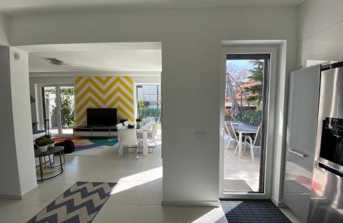 Balatonfured House | Luxury Garden House II In The Center