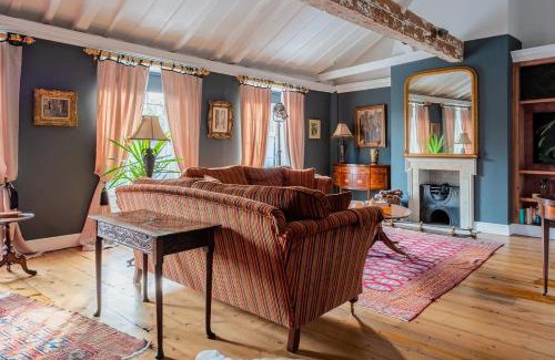 Norwich Apartment | Luxury Georgian Townhouse in heart of Norwich Sleeps 4