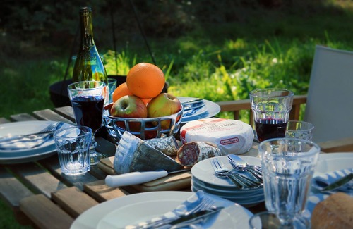 Auzances Cabin | Luxury Glamping with outdoor pool - rural France - 6 units, 6 bathrooms, upto 20