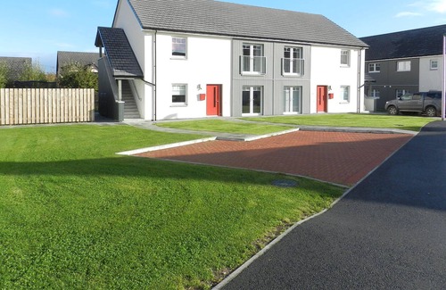 Aviemore Apartment | Luxury ground floor apartment close to all amenities