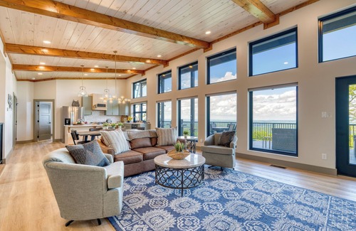Sevierville House | Luxury Group Retreat + Indoor Pool, Arcade & 56-Mile Views | Grand Vista Retreat