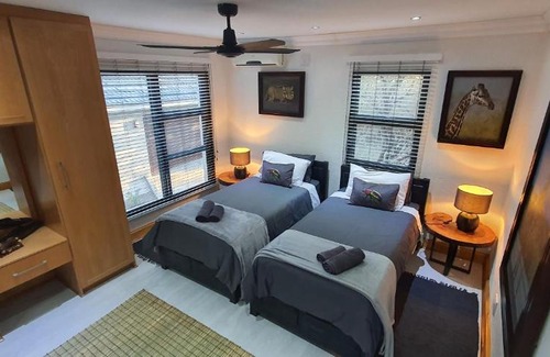 Marloth Park House | Luxury GuesthouseCo RiverHouse