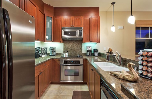Waikoloa Condo | Luxury Halii Kai Resort Ocean/golf view Condo 12A - Includes Hilton Access