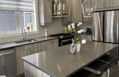 The Blue Mountains House | Luxury Home 1 minute from Blue Mountain Village