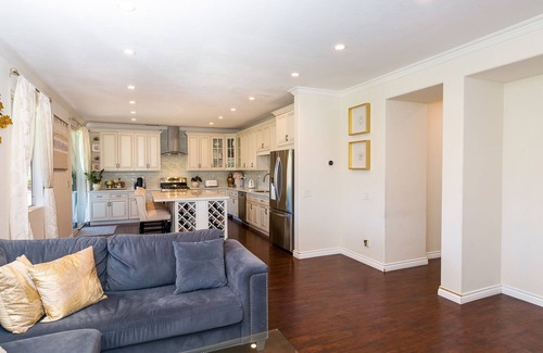 Newhall House | Luxury Home in Santa Clarita