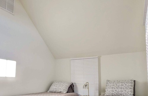 Narragansett Pier House | Luxury Home in the Heart of Narragansett Pier Summer 2024 Wide Open!