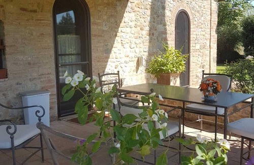 Citta della Pieve House | Luxury home with heated saline pool and playground