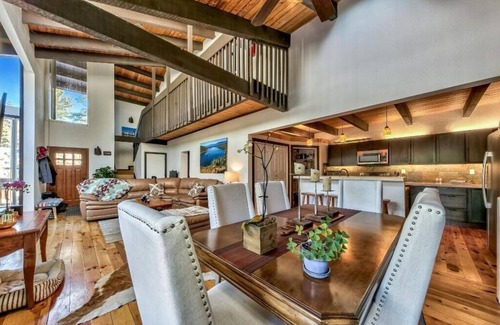 Lower Kingsbury House | Luxury home near S. Lake Tahoe, skiing, hiking, casinos, shopping & facilities.