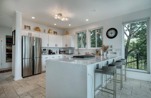 Lower Basin Lake Travis House | Luxury home with amazing views of Lake Travis