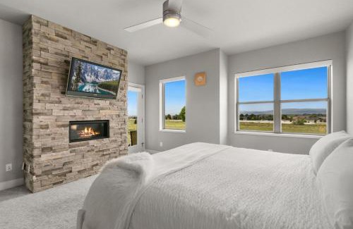Galeton Villa | Luxury Home with Spectacular Rocky Mountain Views!