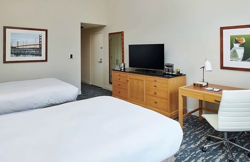 Berkeley Hotel | Luxury Hotel in Berkeley Marina! 3 Convenient Units, Pets Allowed, Bike Rental!