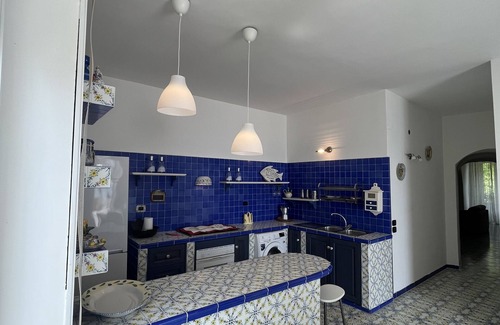 Pucara House | Luxury House Marinadalbori, Terrazzo Privato a 10 Metri dal Mare in Amalfi Coast