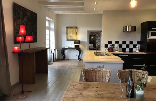 Nazelles-Negron House | Luxury House on the Chateau des Ormeaux's park.