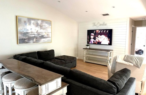 Ventura House | Luxury House - Sleeps 6, Golf, Disney, Family Fun!