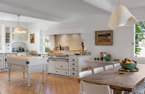 Saint-Saturnin-les-Apt Villa | Luxury in Provence: Pool, Big Views, Best Location