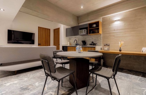 La Condesa Apartment | Luxury in Condesa: rooftop, jacuzzi, and spa