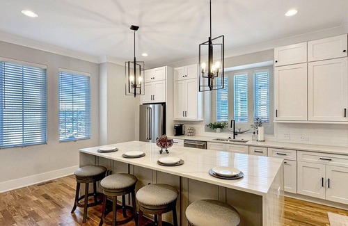 Downtown House | Luxury in Perfect Location, North Carolina 1379