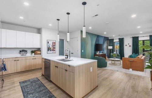 Downtown Nashville Apartment | Luxury in The Gulch with Patio & Pool- Walk to Broadway