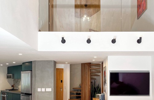 El Poblado Condo | Luxury "Jungalow" Penthouse in El Poblado with Outdoor Tub and Stunning Nature
