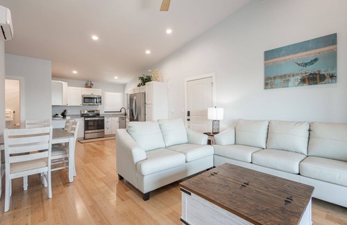 Indian Point Villa | Luxury Lake Life: Heated Pool, Hot Tub, Game Room, Stunning Lake Views! 2BD/2BA