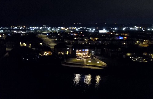 Stoney Creek Villa | Luxury - Lake Paradise Villa With View of Water/Sunrise