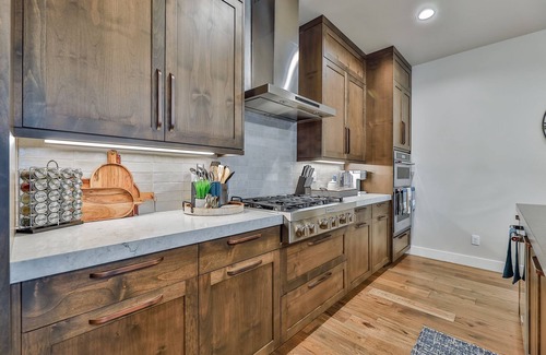 Hideout House | Luxury Lake View Home near Park City and Ski Resorts