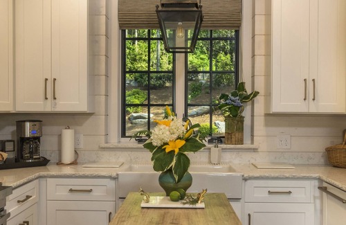 Cullowhee House | Luxury Lakefront six bedroom home on pristine Lake Glenville. Dock kayak canoe
