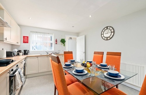 Market Rasen House | Luxury large home | Parking | Garden | Sleeps 6