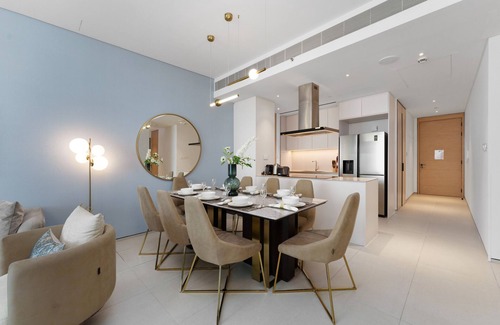 Dubai Marina Apartment | Luxury Living w/Superb Sea Views in Address JBR