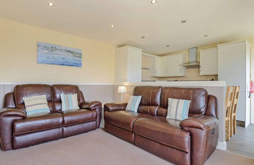 Pickering Ski Chalet | Luxury lodge with two doubles, both with en suite shower.
