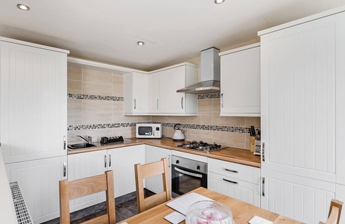 Pickering Ski Chalet | Luxury lodge with two doubles, both with en suite shower.