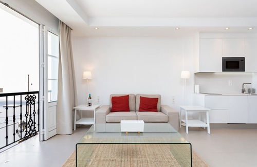 Arrecife Apartment | Luxury loft in the center of Arrecife. Very spacious and bright. Newly renovated!