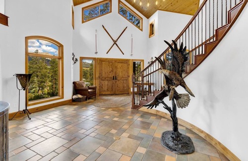 Breckenridge House | Luxury Majestic Lodge w/Hot Tub | Breck