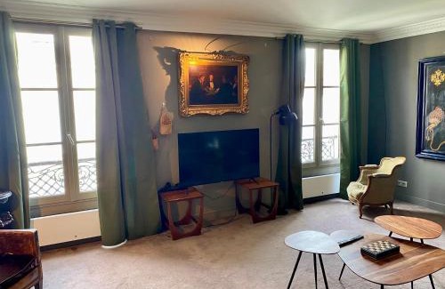 Arsenal Apartment | Luxury Marais Apartment with Authentic Parisian Flair