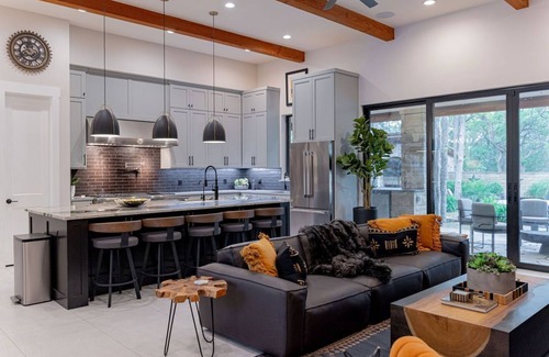 Austin House | Luxury Meets Leisure – Your Ultimate Hill Country Retreat: Always on my Mind