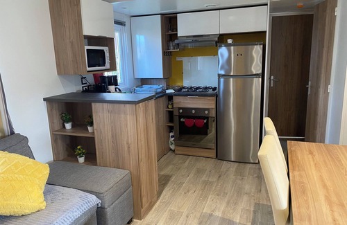 Saint-Julien-en-Born House | Luxury mobile home rental, spacious and comfortable, 3 bedrooms, fully equipped
