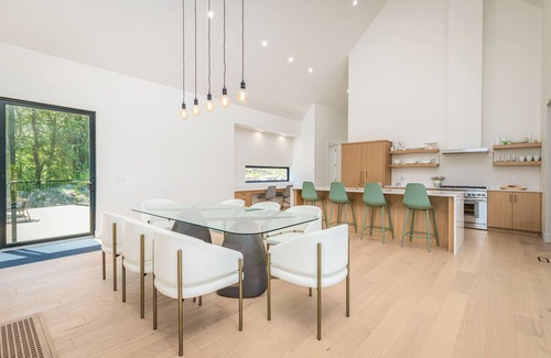 Ogden Ski Chalet | Luxury Modern Nordic Haus - 3 Ski Resorts, Golf, Boating, Mountain Biking