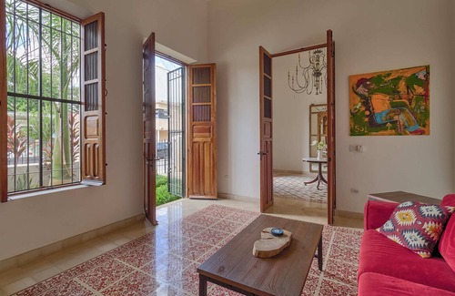 Barrio de Santiago Villa | Luxury, Modern, Private Villa with Large Pool in Merida Centro