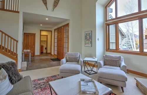 Carbondale House | Luxury Mountain Retreat Near Golfing, Skiing & 29 Miles Aspen!