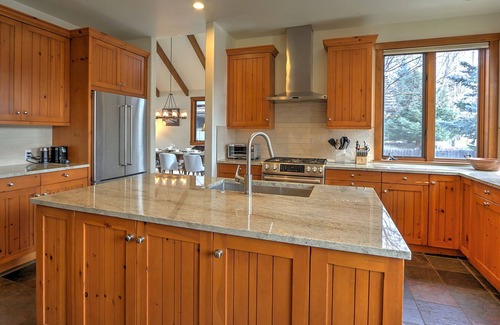 Carbondale House | Luxury Mountain Retreat Near Golfing, Skiing & 29 Miles Aspen!