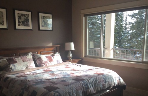 Silver Star Mountain Ski Chalet | Luxury Mountain Vacation home at Silver Star Mountain Resort