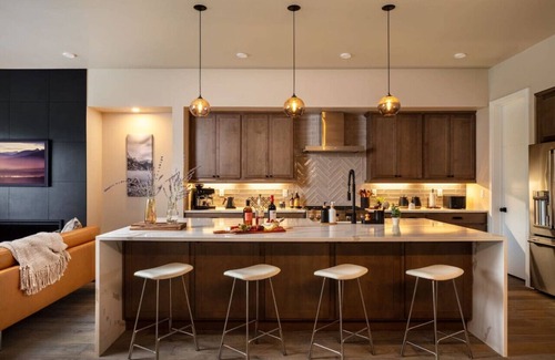 Bozeman House | Luxury Mountain Views Downtown Bozeman