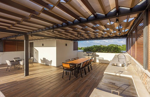 Playacar Beach Condo | Luxury, nature and Comfort 3-Bedroom Penthouse with pool and exclusive amenities