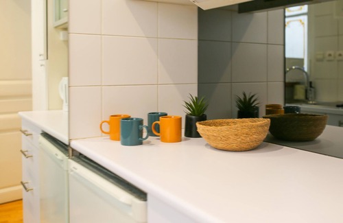 Faubourg-du-Roule Apartment | Luxury next to the Champs Elysées near Charles de Gaulle Etoile metro station
