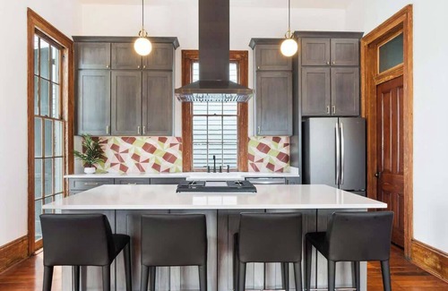 Uptown Historic District House | Luxury Oasis on Magazine - Uptown and Walkable