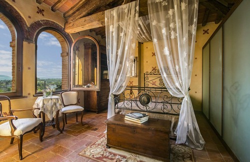 Santarello Villa | Luxury Oasis: Your Exclusive Private Villa Retreat in Tuscany