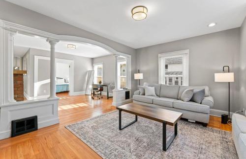 Saratoga Springs House | Luxury on Lincoln Home by Saratoga Stays
